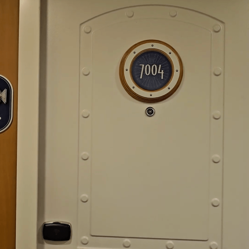 Disney Fantasy Obstructed Oceanview Stateroom&nbsp;Review